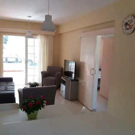 Apartament Girasol Beach Apartment 200M From Yanathes Beach Larnaca